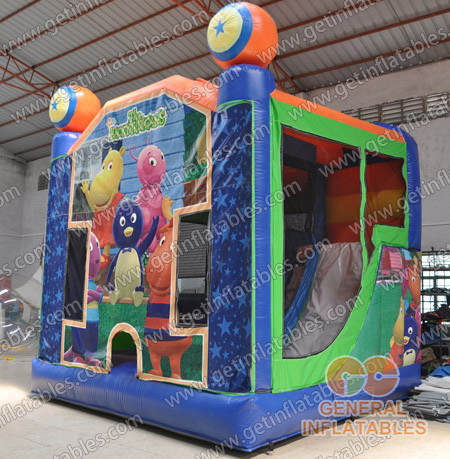 Bounce house with slide combo