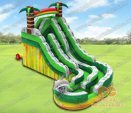 Curved water slide